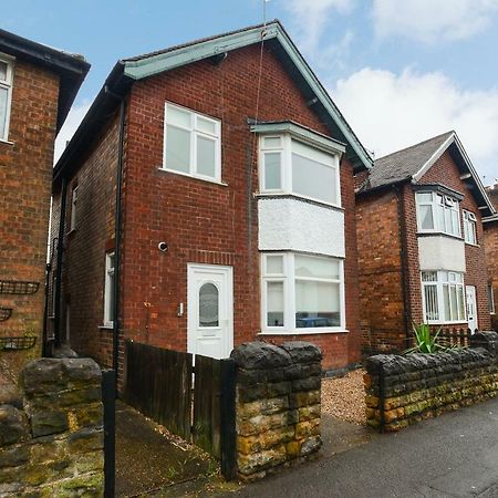 Cosy House In The Heart Of Beeston With Free Parking And Wifi Villa Nottingham Bagian luar foto